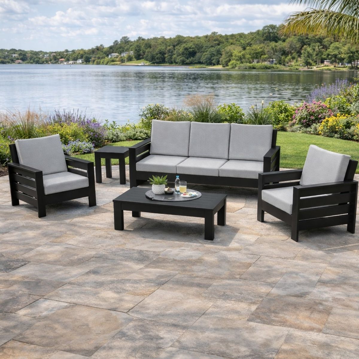 Beaver Springs Deep Seating Hampton Sectional